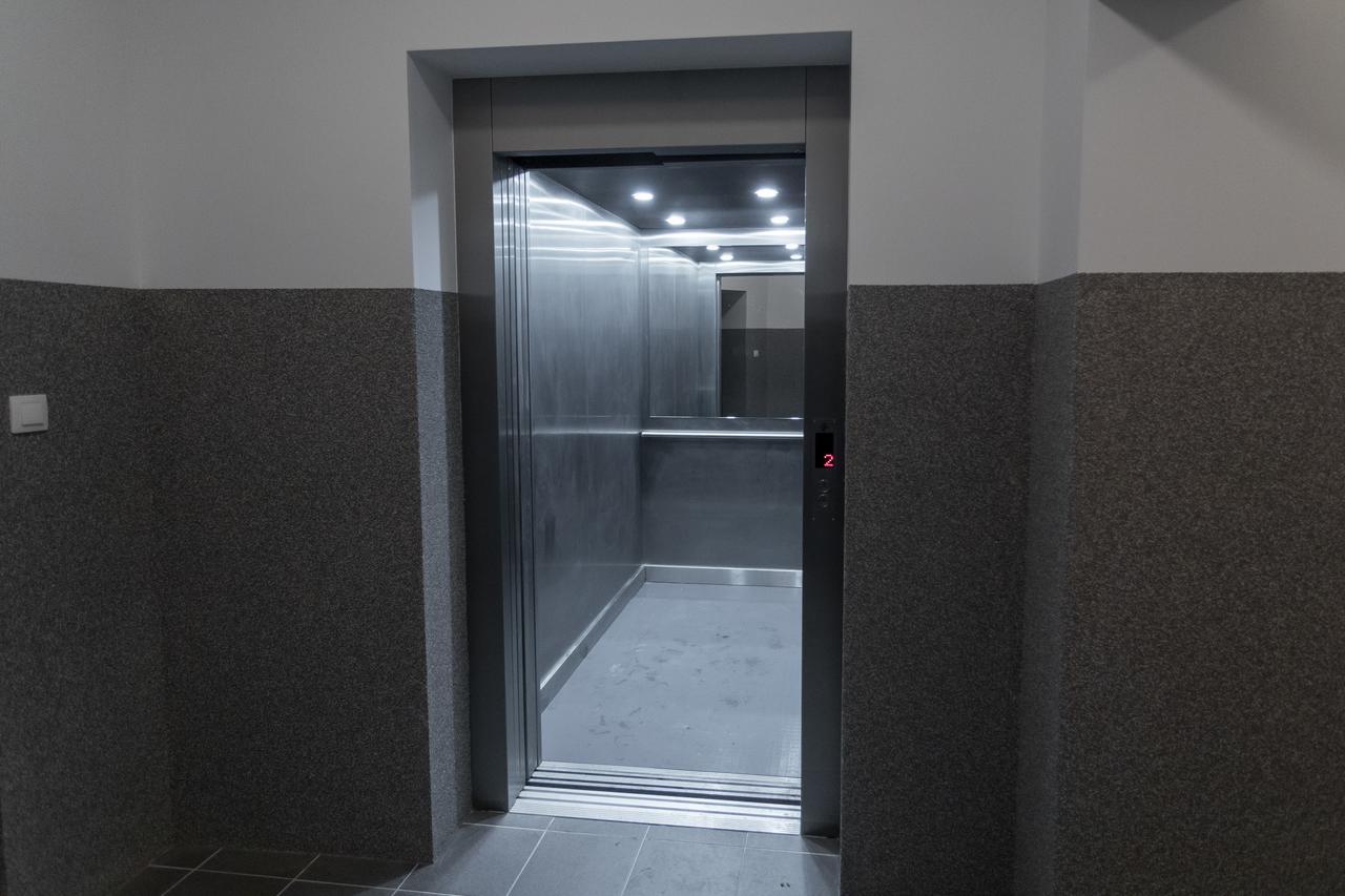 Poznan Rents - Apartamenty Stare Miasto Parking Gratis المظهر الخارجي الصورة
