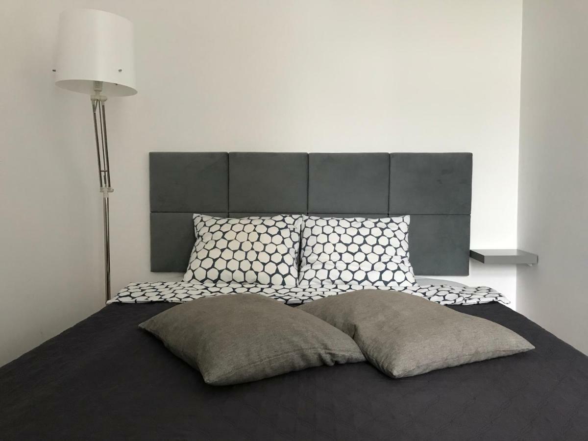 Poznan Rents - Apartamenty Stare Miasto Parking Gratis المظهر الخارجي الصورة