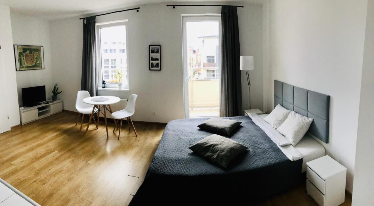 Poznan Rents - Apartamenty Mostowa Old Town Parking Free المظهر الخارجي الصورة