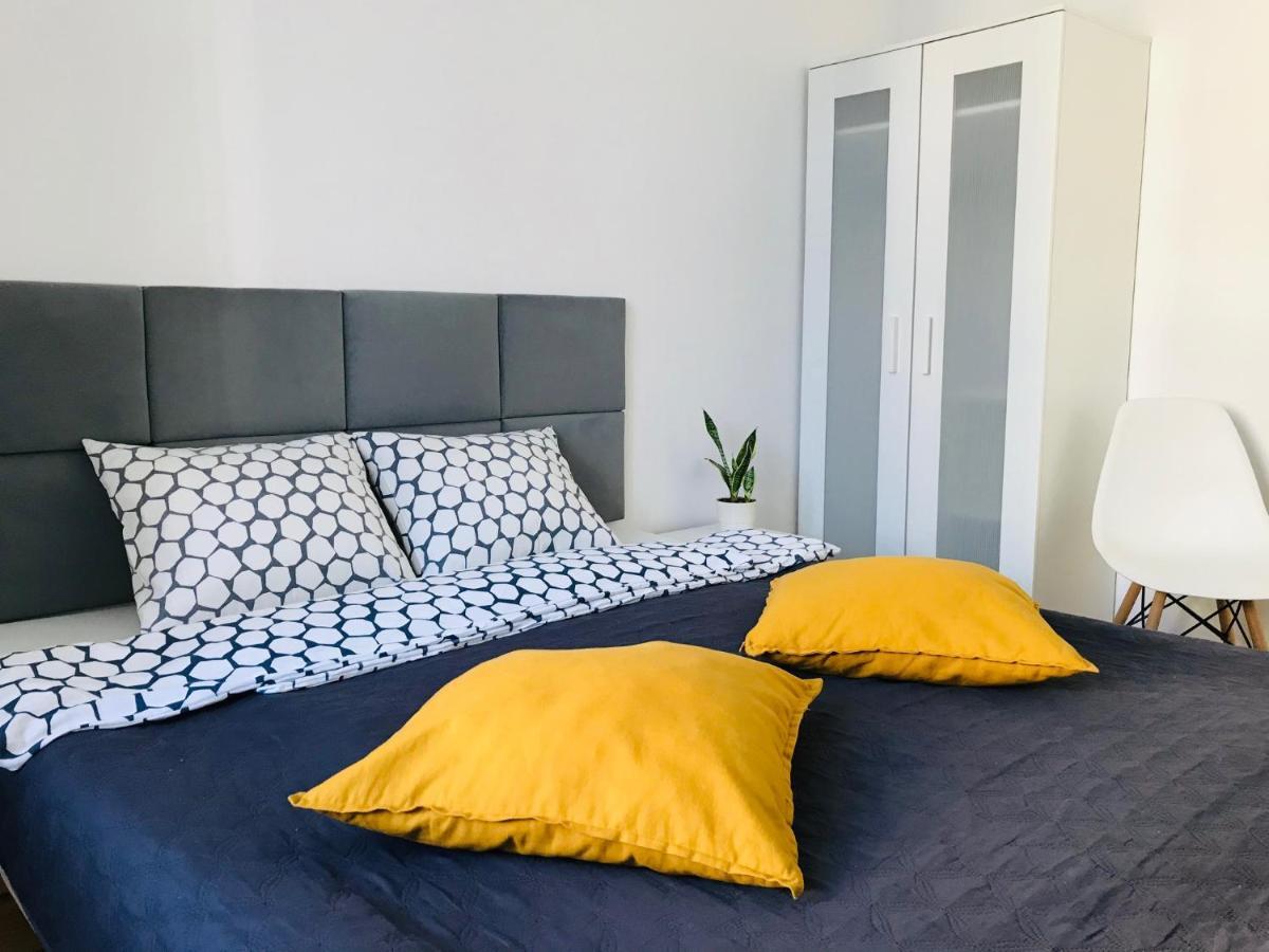 Poznan Rents - Apartamenty Stare Miasto Parking Gratis المظهر الخارجي الصورة